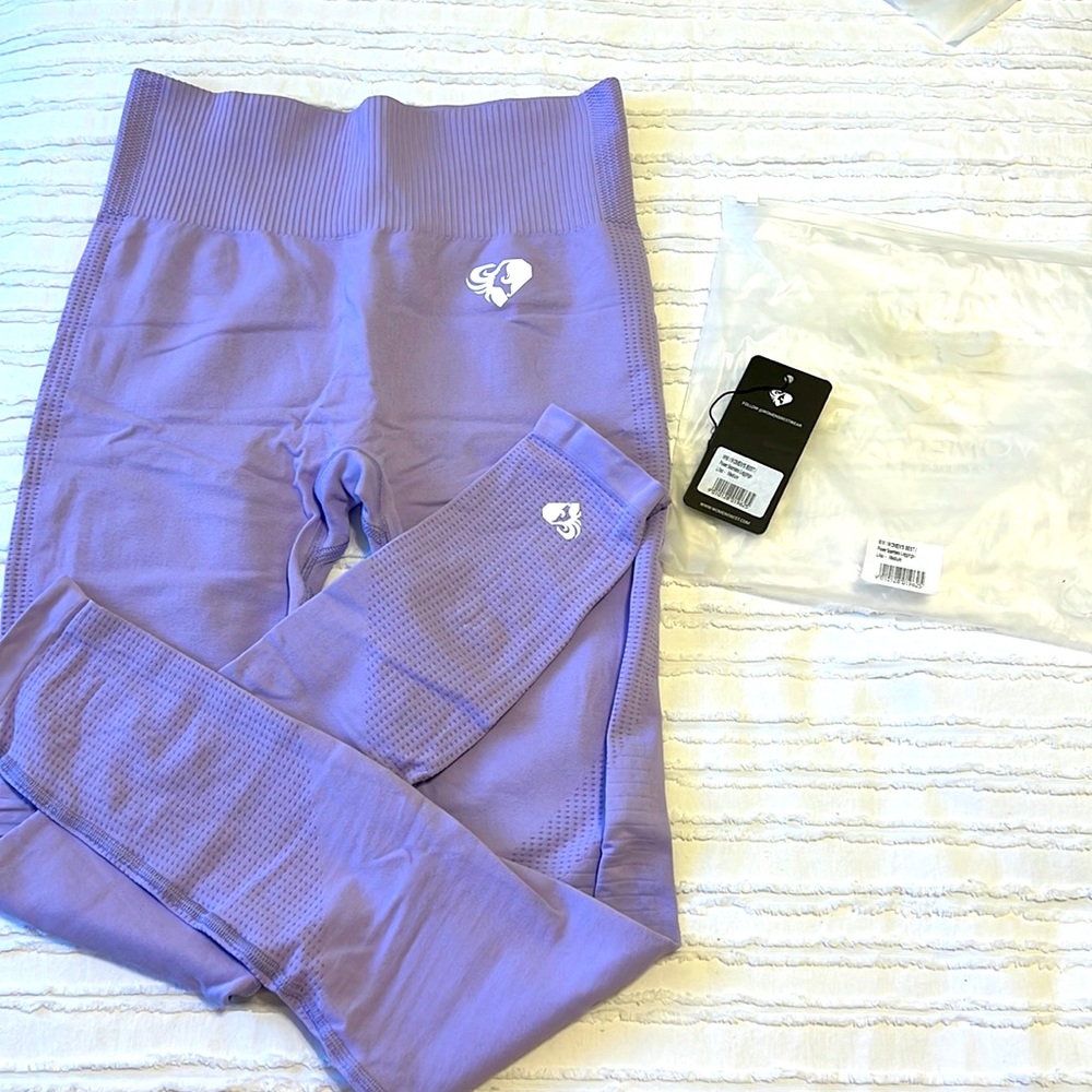 Women’s Best Lilac leggings